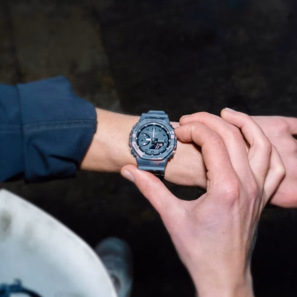 Orologio uomo CASIO G-SHOCK GA-2100CM-8AER